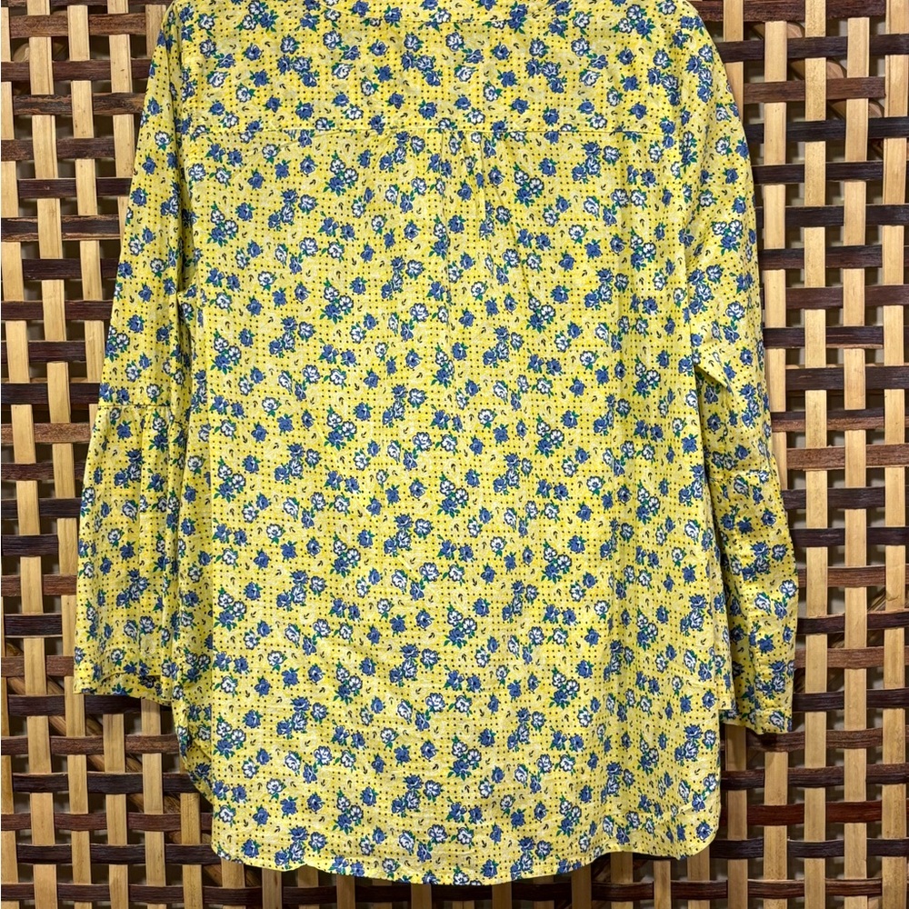 Talbots Yellow and Blue Floral Blouse with bell sleeves at the end, Size 1X - Picture 2 of 4